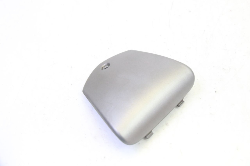 photo de TAPA MANILLAR PIAGGIO MP3 125 (2006 - 2014) - Zoom estado de uso