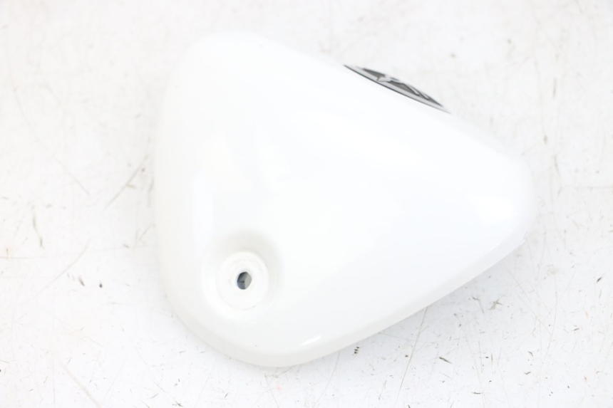 photo de TAPA MANILLAR YAMAHA NEO'S CORE 1 (2022 - 2026) - Primer plano técnico