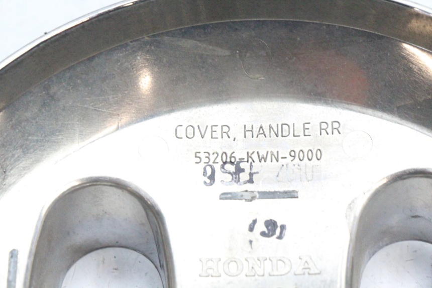 photo de TAPA MANILLAR HONDA PCX (JF28) 125 (2009 - 2011) - Primer plano técnico