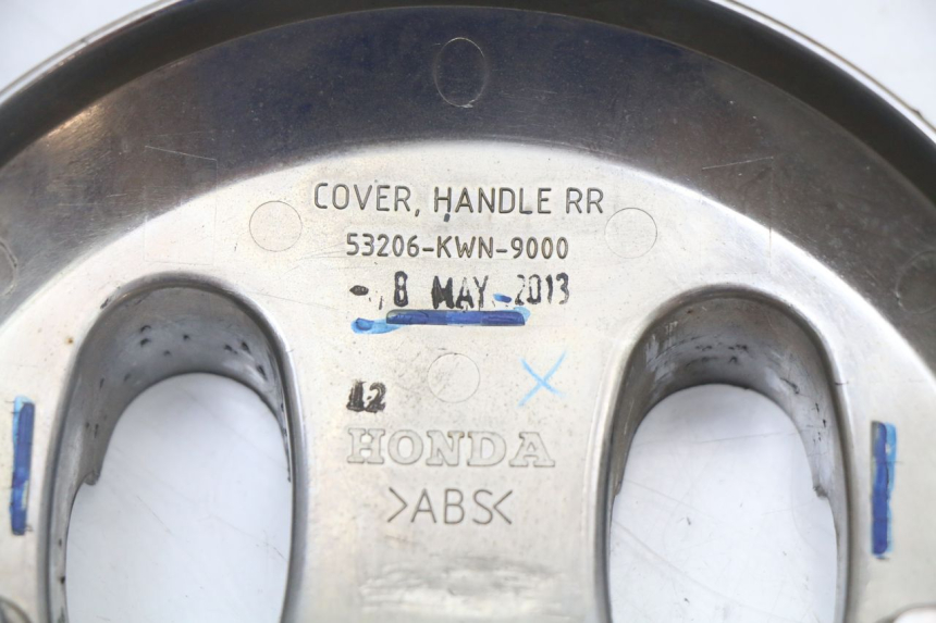photo de TAPA MANILLAR HONDA PCX (JF47) 125 (2012 - 2013) - Primer plano técnico