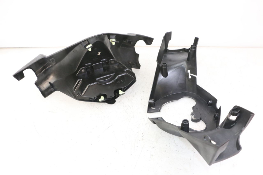 photo de TAPA MANILLAR PEUGEOT SATELIS 125 (2010 - 2012) - Recambio usado revisado