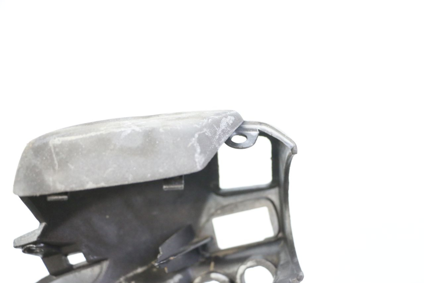 photo de CUBIERTA DEL MANILLAR PIAGGIO X8 125 (2004 - 2007) - Estado de la superficie y material