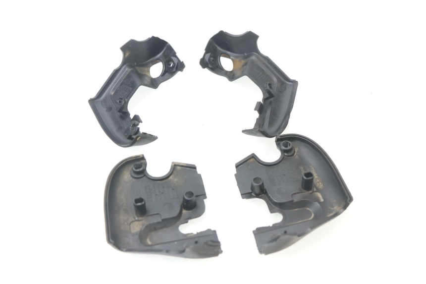 photo de TAPA MANILLAR APRILIA SCARABEO GT 125 (1999 - 2007) - Vista principal