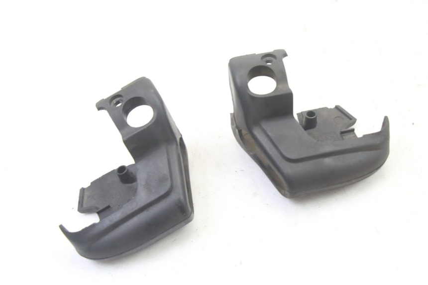 photo de TAPA MANILLAR APRILIA SCARABEO GT TOURING 125 (1999 - 2005) - Zoom estado de uso