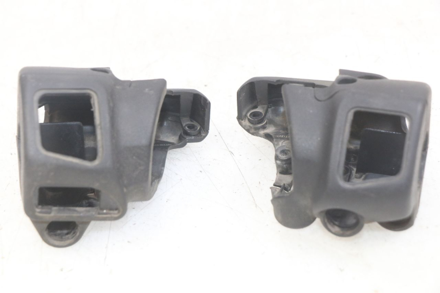 photo de CUBIERTA DEL MANILLAR APRILIA SCARABEO LIGHT 125 (2007 - 2011) - Vista principal