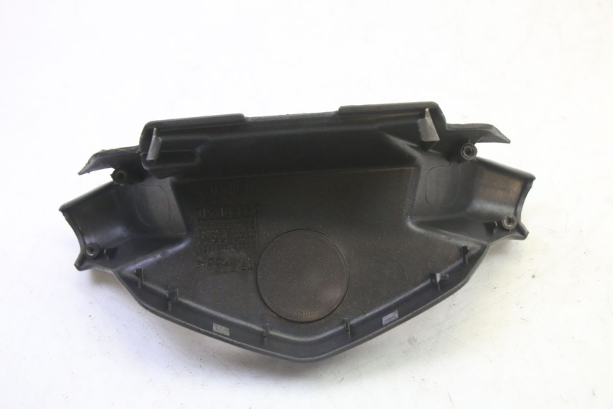photo de TAPA MANILLAR APRILIA SR R 2T LC 50 (2018 - 2021) - Primer plano técnico