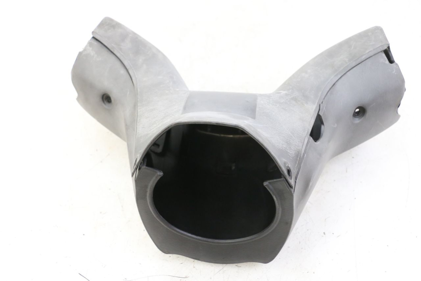 photo de CUBIERTA DEL MANILLAR SUZUKI BURGMAN 125 (2007 - 2014) - Detalle de la pieza