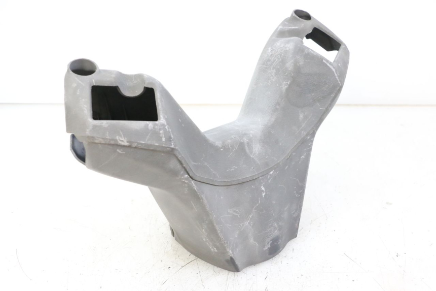 photo de CUBIERTA DEL MANILLAR SUZUKI BURGMAN 125 (2007 - 2014) - Primer plano técnico