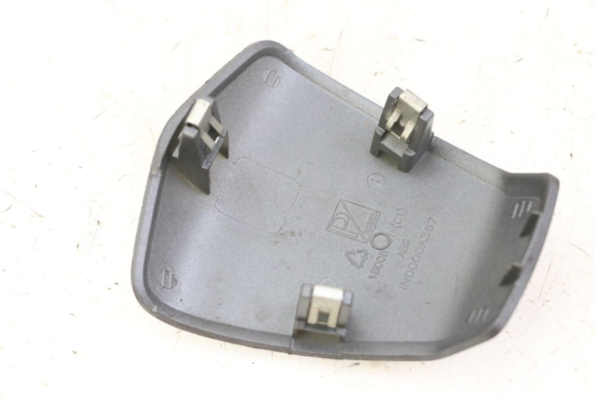 photo de CUBIERTA DEL MANILLAR APRILIA SXR 50 (2021 - 2023) - Detalle de la pieza