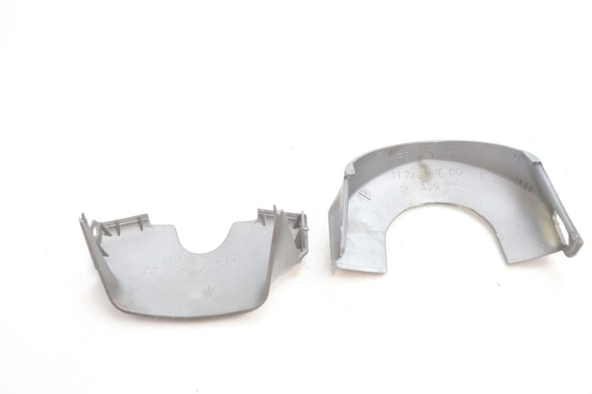 photo de TAPA MANILLAR PEUGEOT TREKKER 50 (1995 - 2004) - Estado de la superficie y material