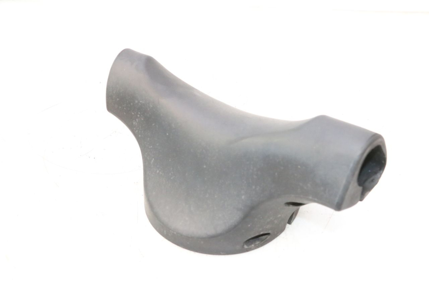 photo de TAPA MANILLAR YAMAHA WAVE RUNNER GP R 1200 (2000 - 2003) - Primer plano técnico