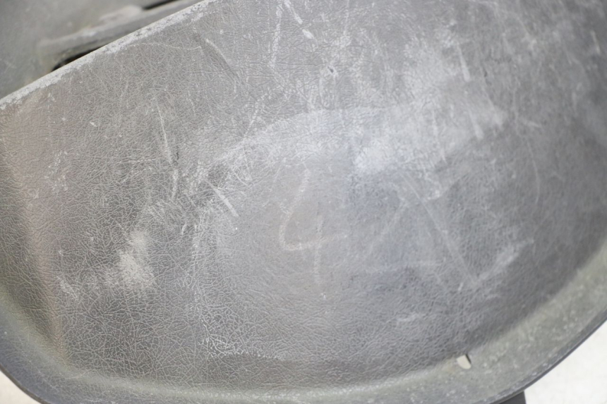 photo de CUBIERTA DEL MANILLAR YAMAHA XMAX X-MAX 125 (2006 - 2009) - Otra vista del artículo