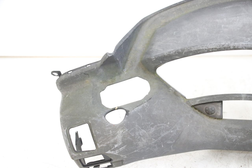 photo de CUBIERTA DEL MANILLAR YAMAHA XMAX X-MAX 125 (2006 - 2009) - Primer plano técnico