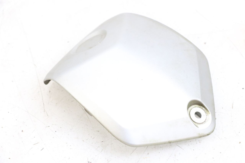 photo de CUBIERTA DEL MANILLAR YAMAHA X-MAX XMAX 125 (2010 - 2013) - Zoom estado de uso