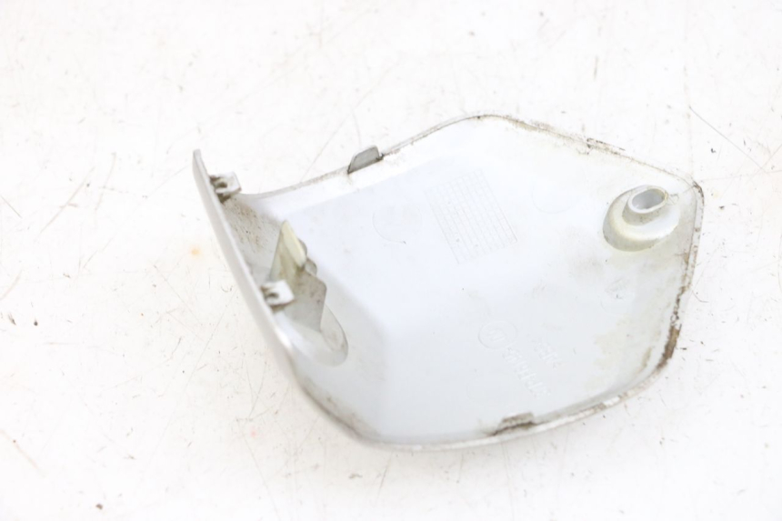 photo de CUBIERTA DEL MANILLAR YAMAHA X-MAX XMAX 125 (2010 - 2013) - Detalle de la pieza