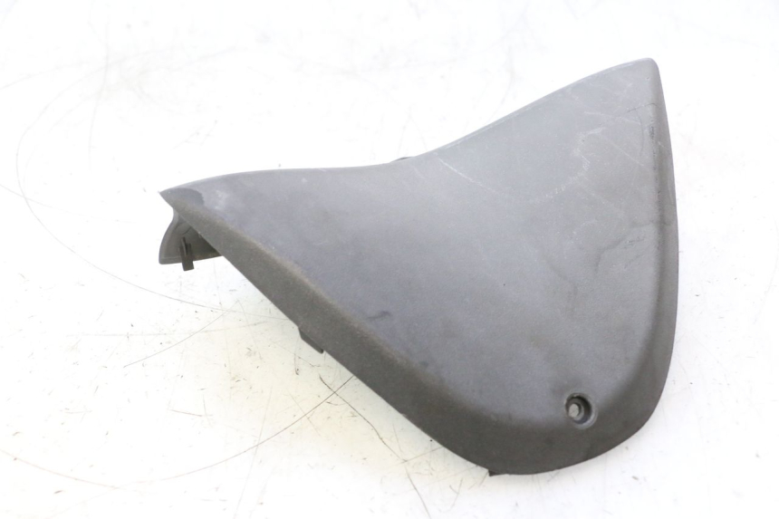 photo de TAPA MANILLAR PIAGGIO X8 STREET 125 (2006 - 2007) - Zoom estado de uso