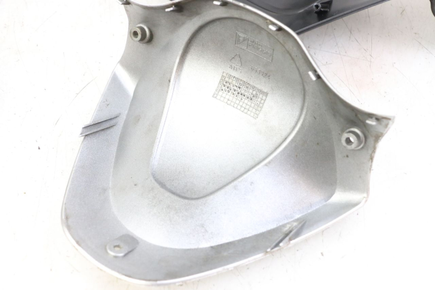 photo de CUBIERTA DEL MANILLAR PIAGGIO XEVO - X EVO 125 (2007 - 2017) - Foto de producto adicional