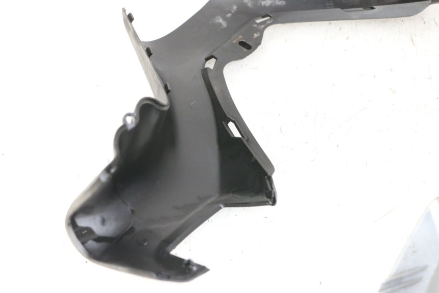 photo de CUBIERTA DEL MANILLAR PIAGGIO XEVO - X EVO 125 (2007 - 2017) - Marcados y referencias originales