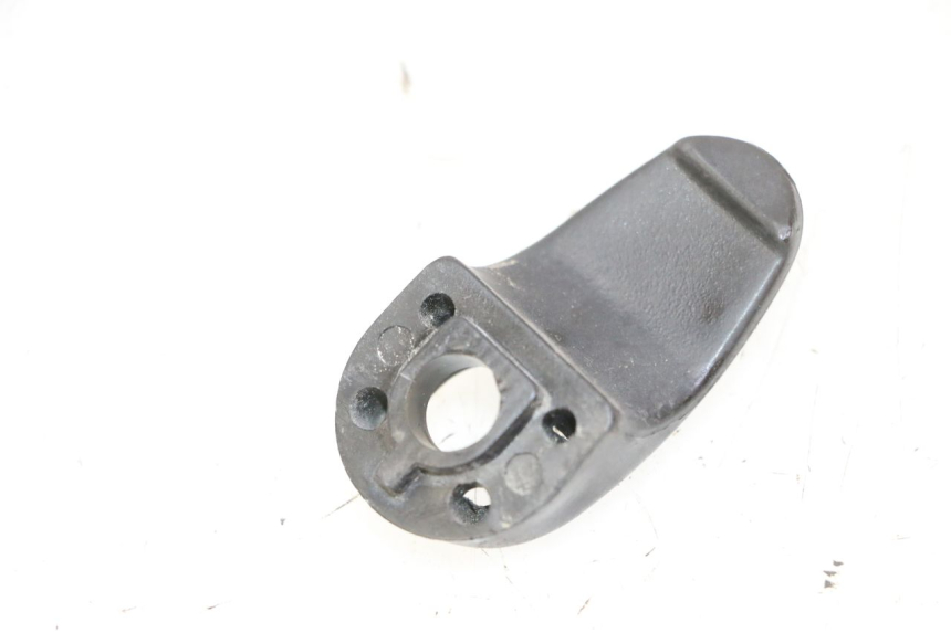 photo de GANCHO BOLSA KYMCO AGILITY NAKED RENOUVO 2T 50 (2011 - 2018) - Detalle de la pieza