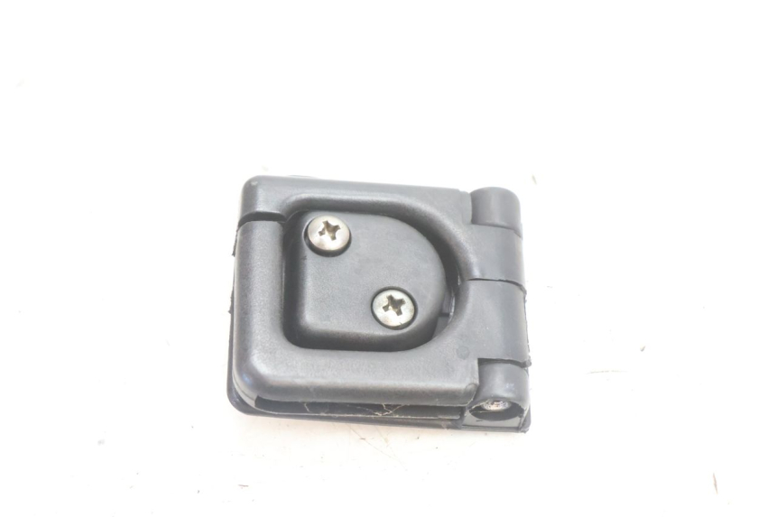 photo de GANCHO BOLSA APRILIA ATLANTIC S 125 (2010 - 2013) - Detalle de la pieza