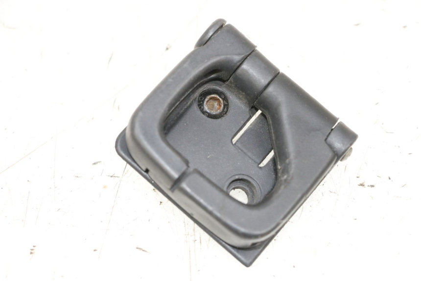 photo de GANCHO BOLSA MBK BOOSTER SPIRIT NAKED 50 (2004 - 2017) - Otra perspectiva