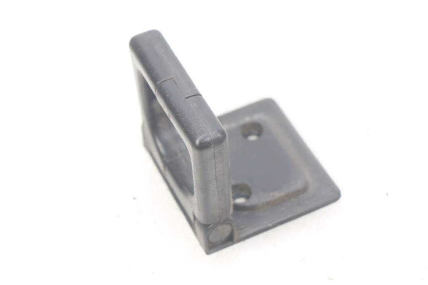 photo de GANCHO DE BOLSA PEUGEOT CITYSTAR 50 (2013 - 2017) - Primer plano técnico