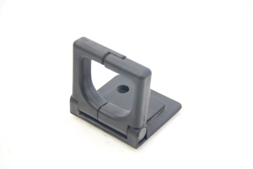 photo de GANCHO BOLSA PEUGEOT CITYSTAR IE 2T 50 (2018 - 2021) - Zoom estado de uso