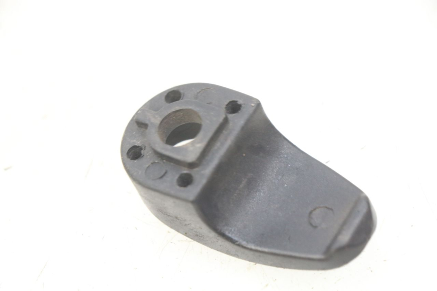 photo de GANCHO DE BOLSA SYM CROX 4T 50 (2016 - 2023) - Detalle de la pieza