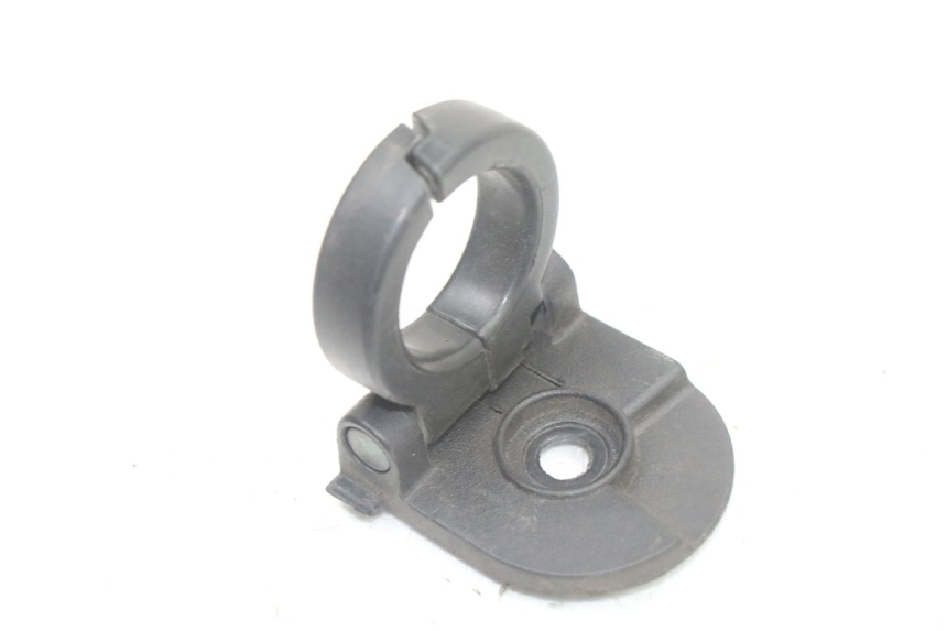 photo de GANCHO DE BOLSA SYM FIDDLE 3 III 125 (2014 - 2020) - Detalle de la pieza