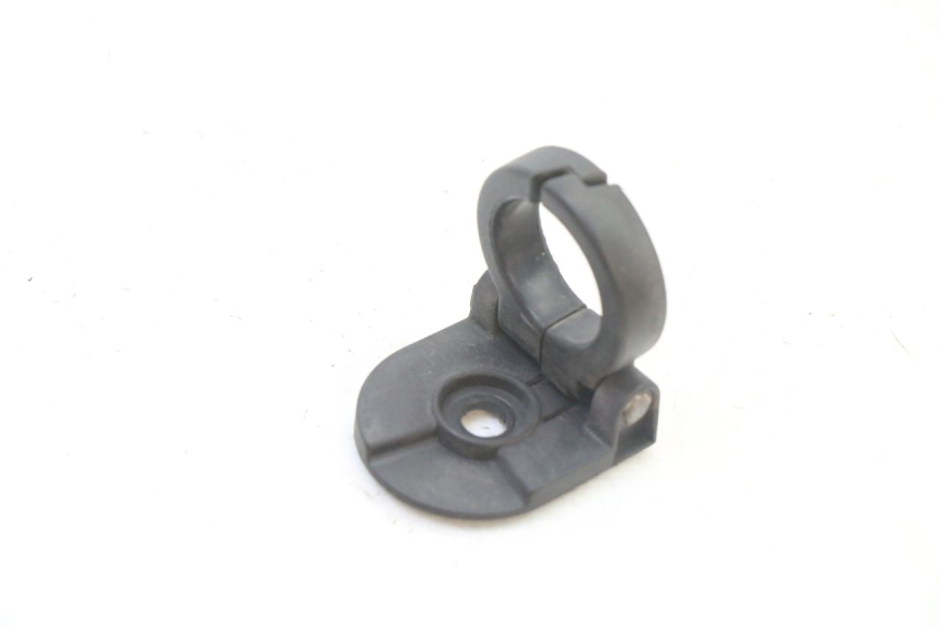 photo de GANCHO DE BOLSA SYM FIDDLE 3 III 125 (2014 - 2020) - Zoom estado de uso