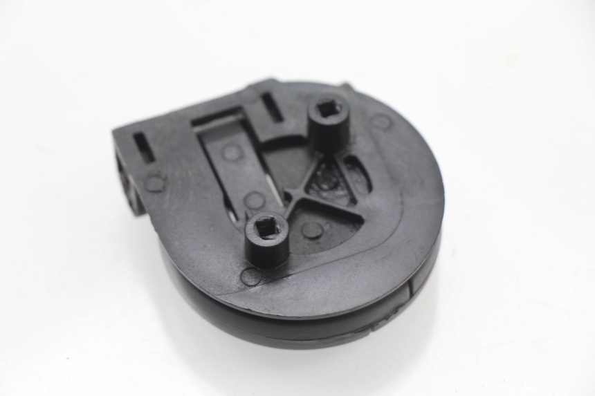 photo de GANCHO DE BOLSA PIAGGIO FLY 2T 50 (2004 - 2017) - Zoom estado de uso