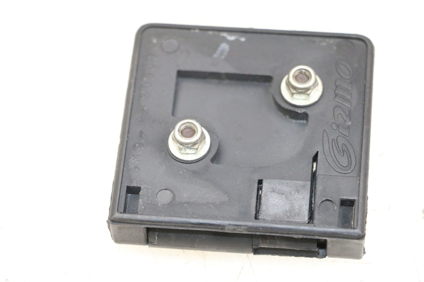 photo de GANCHO BOLSA PEUGEOT GEOPOLIS RS 125 (2007 - 2009) - Zoom estado de uso