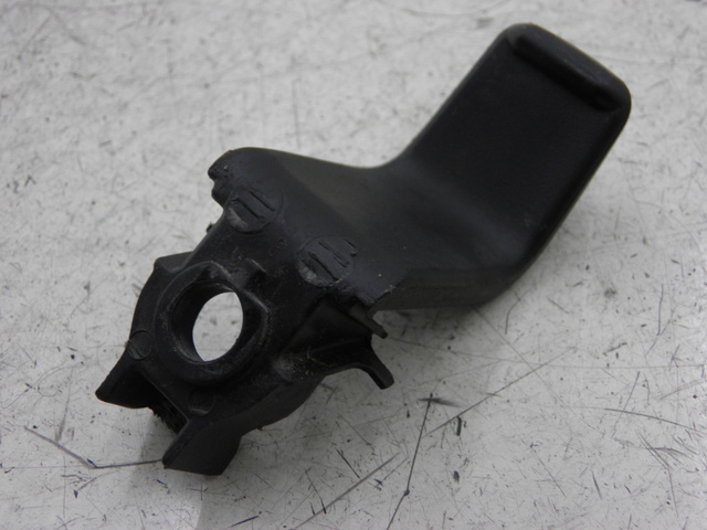 photo de GANCHO BOLSA HONDA NHX LEAD 110 (2008 - 2010) - Detalles de los puntos de fijación