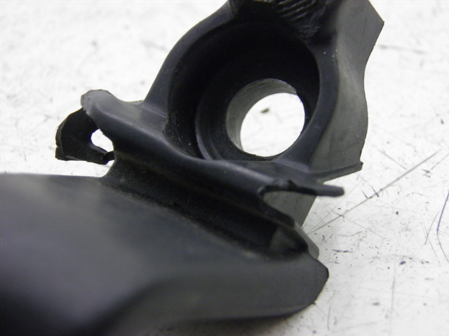 photo de GANCHO BOLSA HONDA NHX LEAD 110 (2008 - 2010) - Estado de la superficie y material