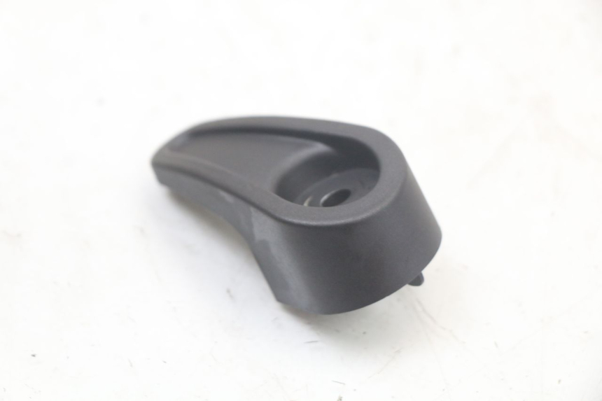 photo de GANCHO BOLSA JM MOTORS VX 125 (2022 - 2025) - Detalle de la pieza