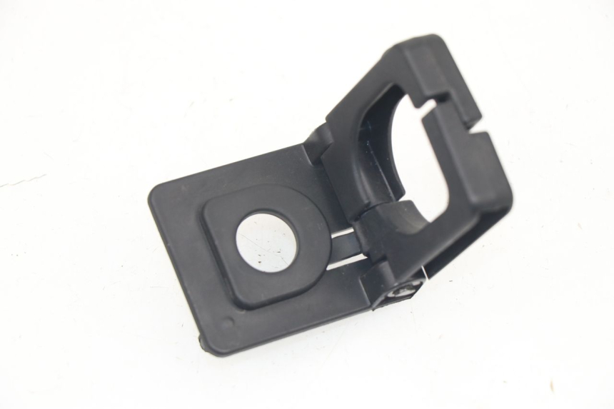 photo de GANCHO DE BOLSA PEUGEOT KISBEE 2T 50 (2010 - 2017) - Vista principal