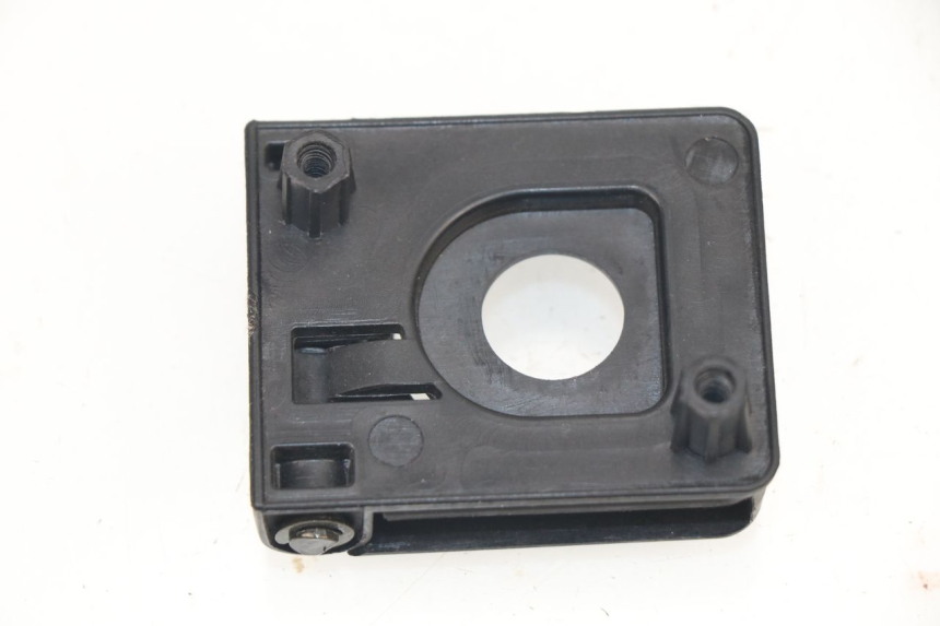 photo de GANCHO DE BOLSA PEUGEOT KISBEE 2T 50 (2010 - 2017) - Zoom estado de uso