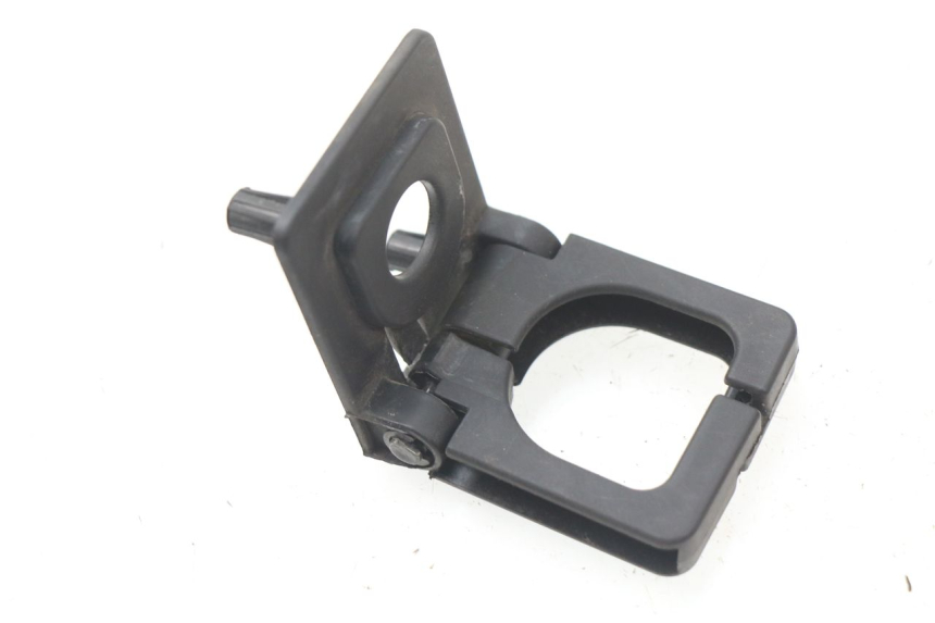 photo de GANCHO BOLSA PEUGEOT KISBEE 2T 50 (2018 - 2022) - Detalle de la pieza