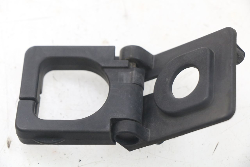 photo de GANCHO DE BOLSA PEUGEOT KISBEE 2T 50 (2010 - 2017) - Vista principal