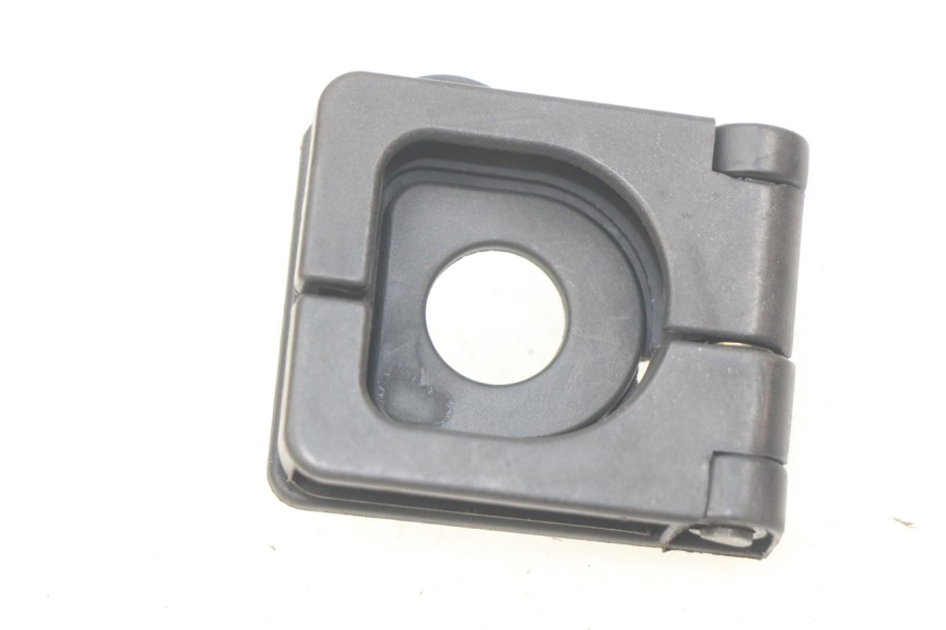 photo de GANCHO DE BOLSA PEUGEOT KISBEE 2T 50 (2010 - 2017) - Detalle de la pieza