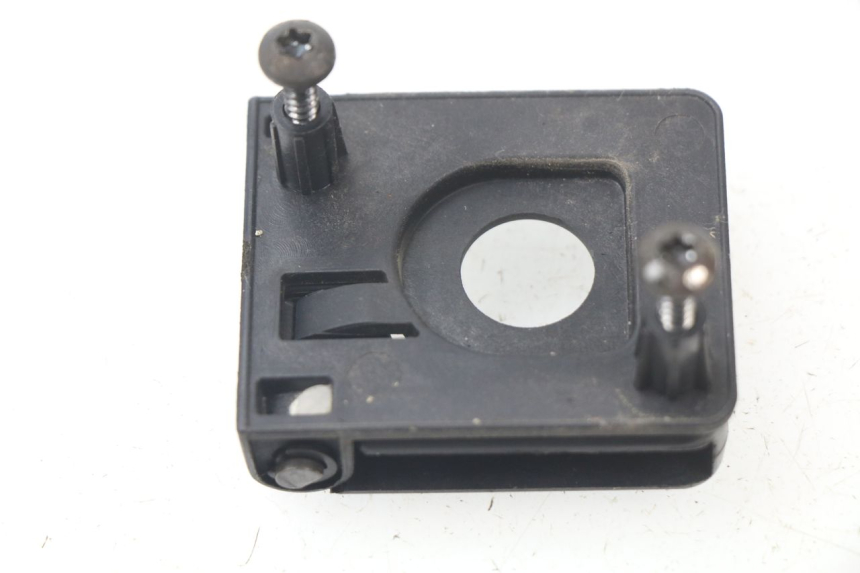 photo de GANCHO DE BOLSA PEUGEOT KISBEE 4T 50 (2010 - 2017) - Zoom estado de uso