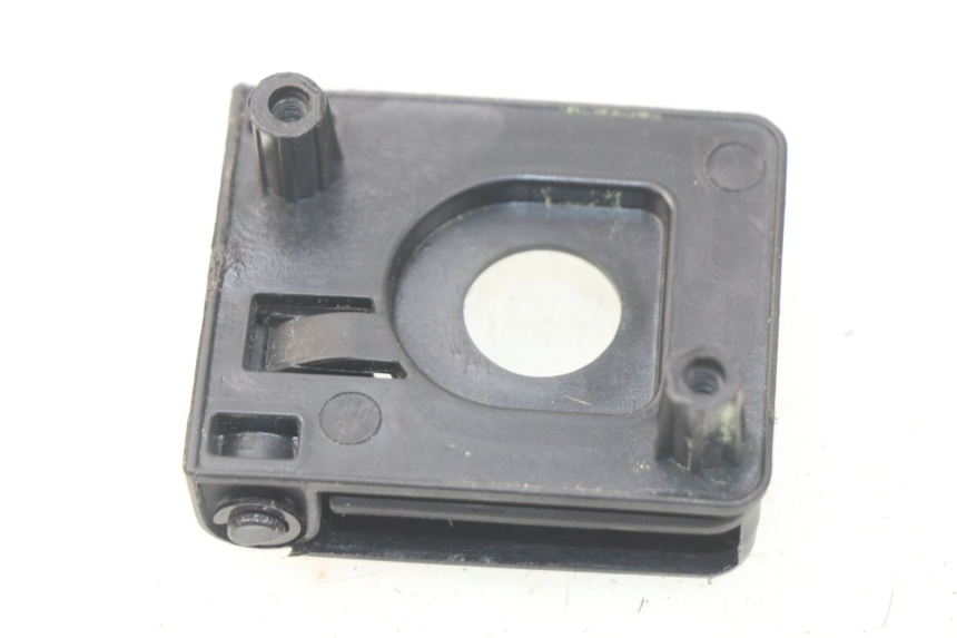 photo de GANCHO DE BOLSA PEUGEOT KISBEE 4T 50 (2018 - 2022) - Detalle de la pieza