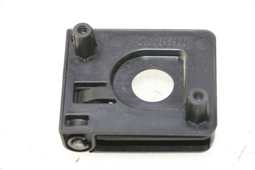 photo de GANCHO BOLSA PEUGEOT KISBEE 4T 50 (2023 - 2026) - Detalle de la pieza
