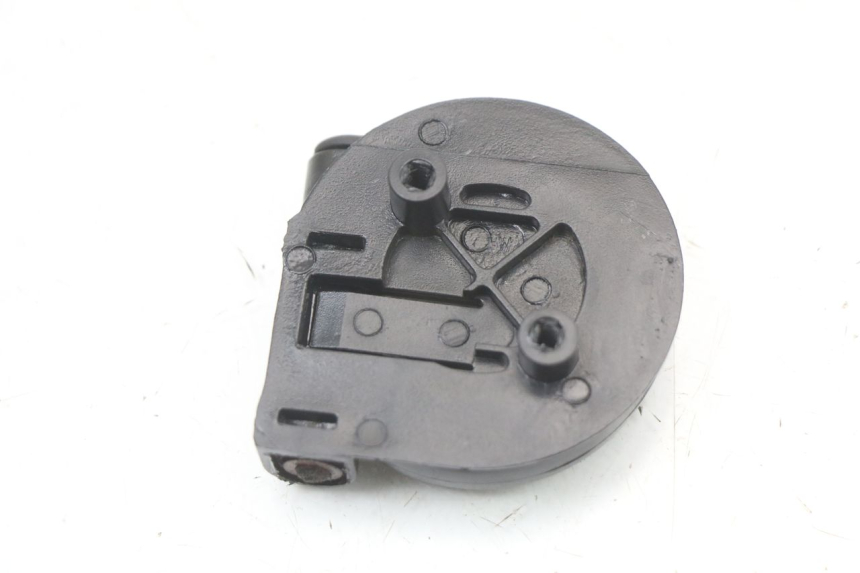 photo de GANCHO BOLSA PIAGGIO LIBERTY 4T 50 (2004 - 2008) - Zoom estado de uso