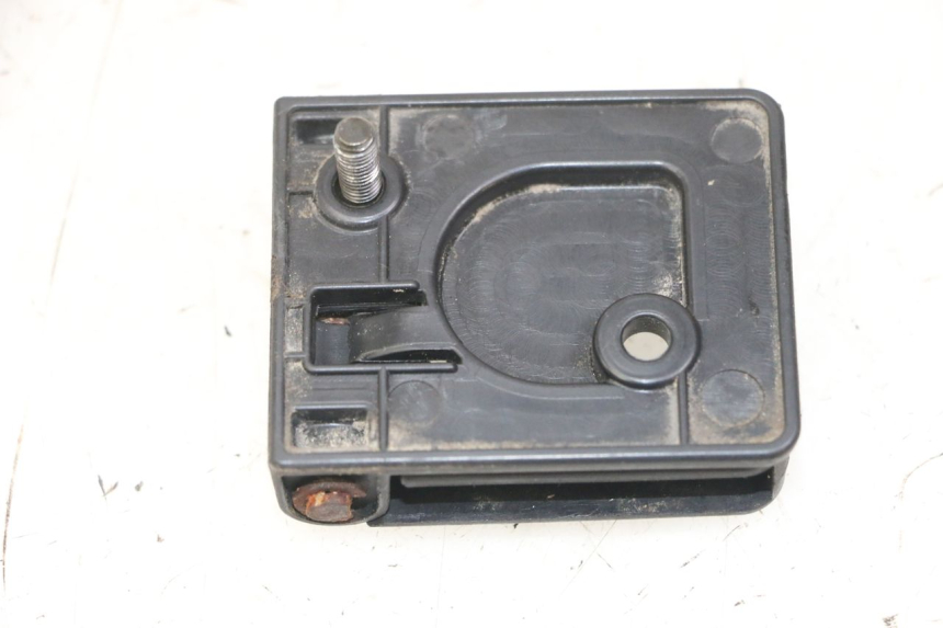 photo de GANCHO BOLSA PEUGEOT VIVACITY 125 (2010 - 2017) - Detalle de la pieza