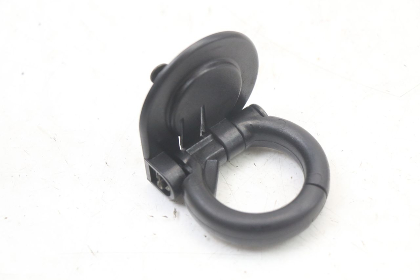 photo de GANCHO BOLSA PIAGGIO LIBERTY IGET 4T 50 (2021 - 2025) - Zoom estado de uso