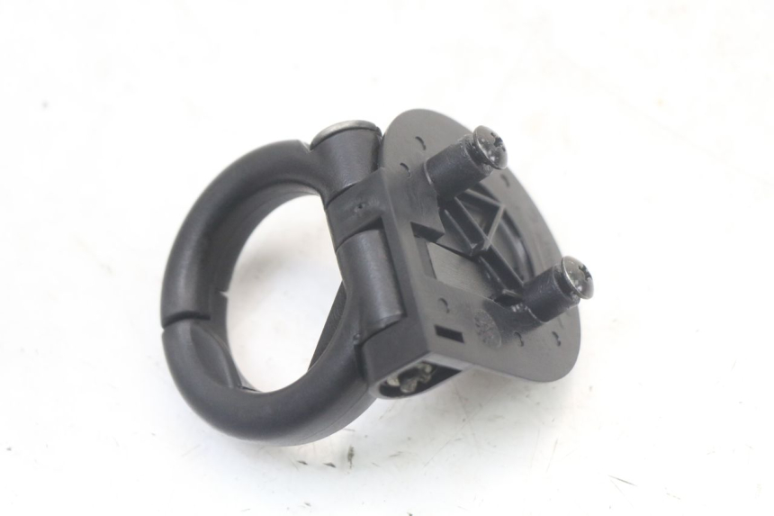 photo de GANCHO BOLSA PIAGGIO LIBERTY IGET 4T 50 (2021 - 2025) - Otra perspectiva