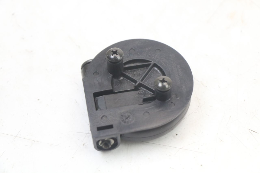 photo de GANCHO BOLSA PIAGGIO LIBERTY IGET 4T 50 (2021 - 2025) - Primer plano técnico