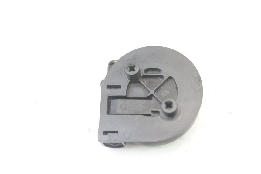 photo de GANCHO BOLSA PIAGGIO VESPA GRANTURISMO 125 (2003 - 2007) - Otra perspectiva