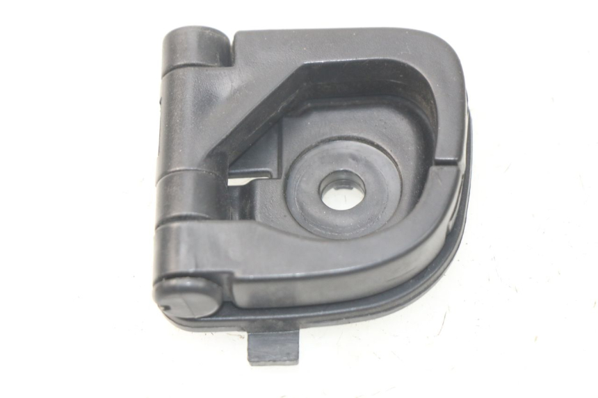 photo de GANCHO DE BOLSA JM MOTORS SANTANA 50 (2014 - 2023) - Otra perspectiva